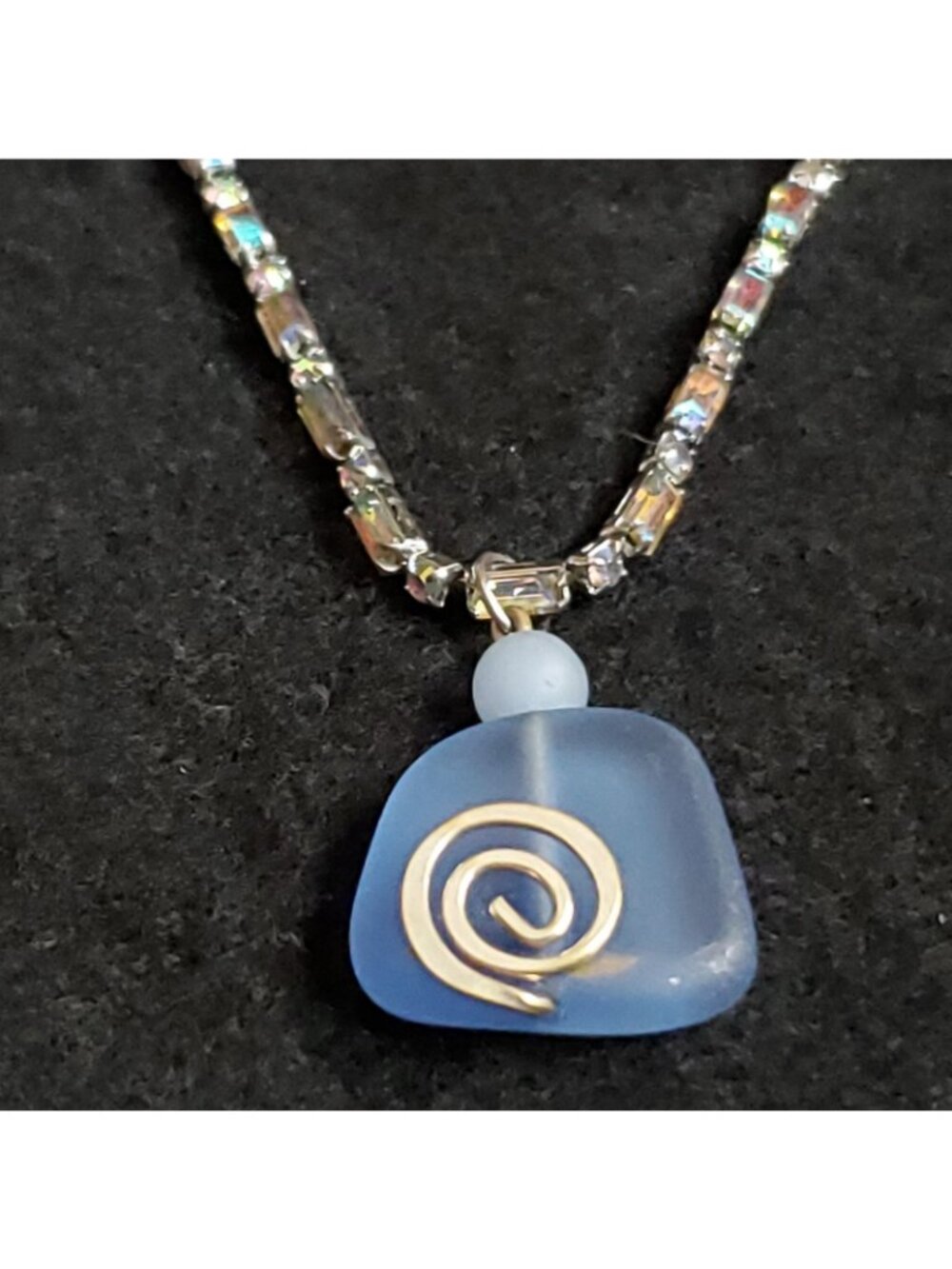 Sea Glass Necklace Blue Silver Tone Aura Borealis Rhinestone 15" - Picture 2 of 8